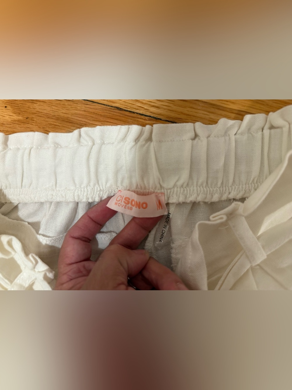CISONO WOVENS - Women’s White Paperbag Waist Tie Shorts - Size M - Picture 3 of 3